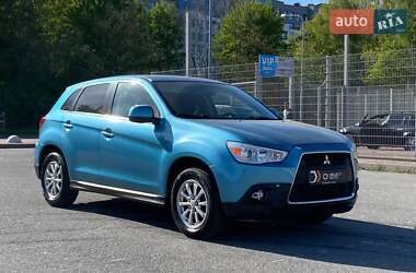 Внедорожник / Кроссовер Mitsubishi ASX 2010 в 