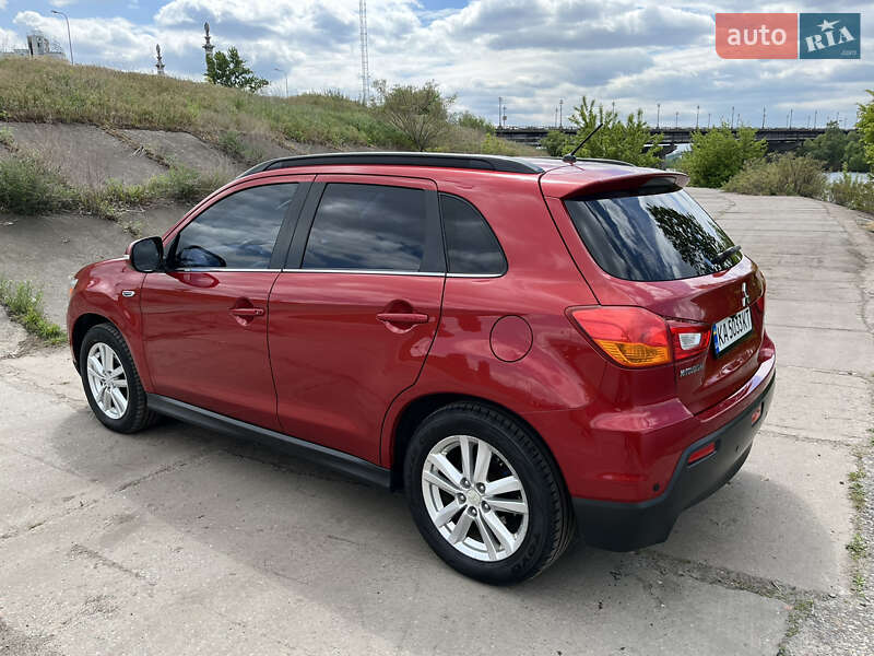Внедорожник / Кроссовер Mitsubishi ASX 2011 в Киеве