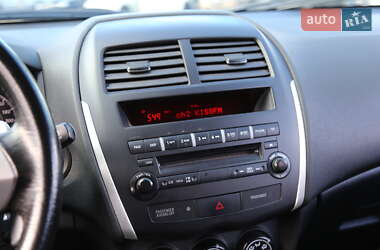 Внедорожник / Кроссовер Mitsubishi ASX 2011 в 