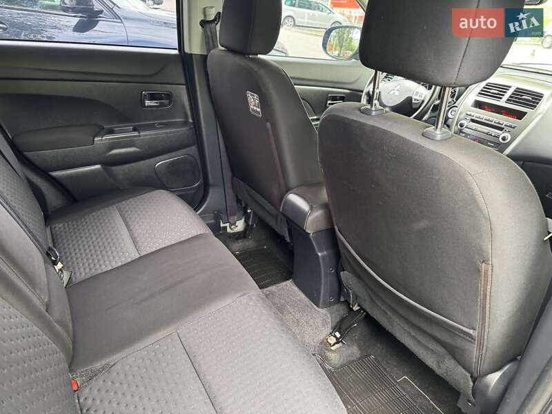 Внедорожник / Кроссовер Mitsubishi ASX 2012 в Ровно