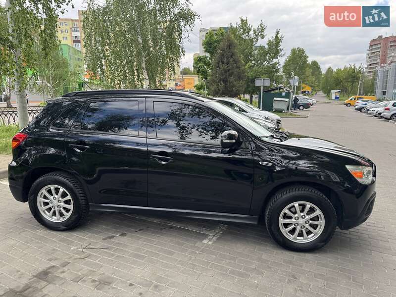 Внедорожник / Кроссовер Mitsubishi ASX 2012 в Ровно