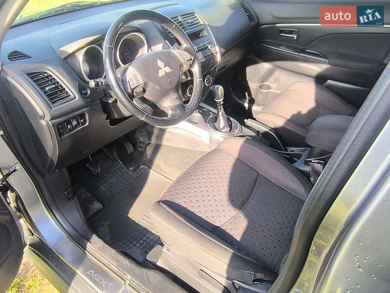 Позашляховик / Кросовер Mitsubishi ASX 2011 в Івано-Франківську