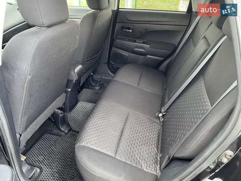 Позашляховик / Кросовер Mitsubishi ASX 2010 в Кам'янець-Подільському фото 4 Позашляховик / Кросовер Mitsubishi ASX 2010 в Кам'янець-Подільському