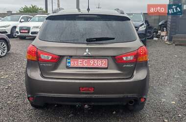 Внедорожник / Кроссовер Mitsubishi ASX 2013 в 
