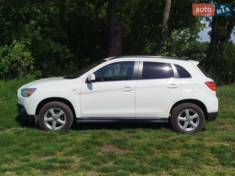 Внедорожник / Кроссовер Mitsubishi ASX 2011 в Гайвороне