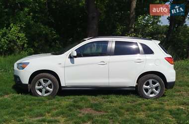 Позашляховик / Кросовер Mitsubishi ASX 2011 в 