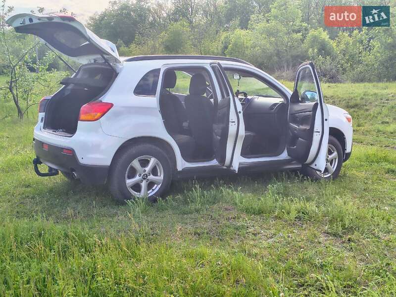 Внедорожник / Кроссовер Mitsubishi ASX 2011 в Гайвороне