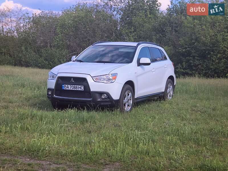 Внедорожник / Кроссовер Mitsubishi ASX 2011 в Гайвороне