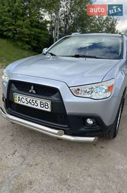 Внедорожник / Кроссовер Mitsubishi ASX 2011 в 