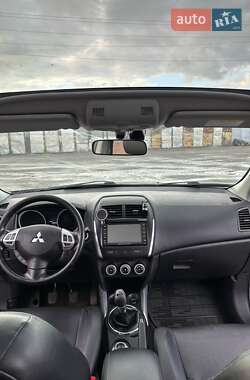 Позашляховик / Кросовер Mitsubishi ASX 2010 в 