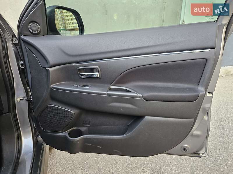 Внедорожник / Кроссовер Mitsubishi ASX 2012 в Киеве