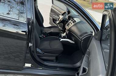 Внедорожник / Кроссовер Mitsubishi ASX 2014 в 