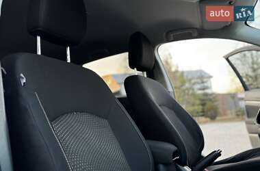 Внедорожник / Кроссовер Mitsubishi ASX 2014 в 