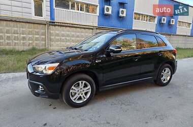 Позашляховик / Кросовер Mitsubishi ASX 2011 в 
