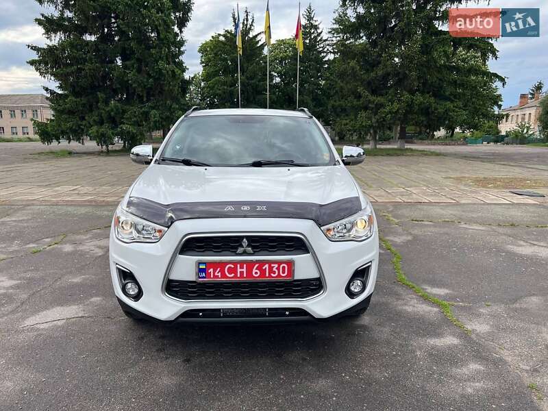 Внедорожник / Кроссовер Mitsubishi ASX 2015 в Новоархангельске