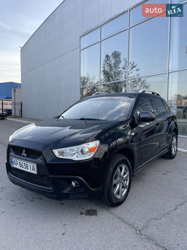 Позашляховик / Кросовер Mitsubishi ASX 2010 в 