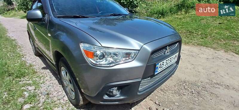 Внедорожник / Кроссовер Mitsubishi ASX 2012 в Погребище