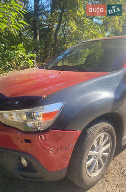 Внедорожник / Кроссовер Mitsubishi ASX 2011 в 