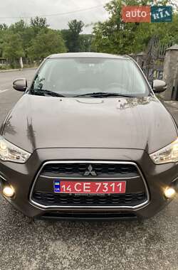 Позашляховик / Кросовер Mitsubishi ASX 2014 в 