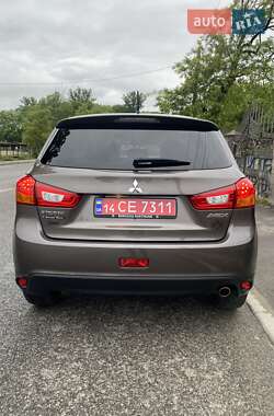 Позашляховик / Кросовер Mitsubishi ASX 2014 в 