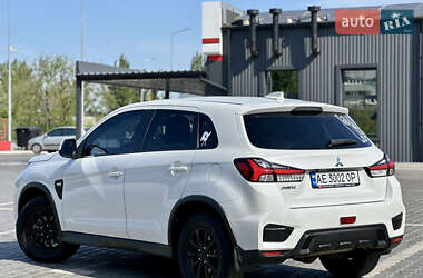 Внедорожник / Кроссовер Mitsubishi ASX 2021 в 