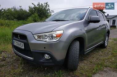 Внедорожник / Кроссовер Mitsubishi ASX 2011 в 