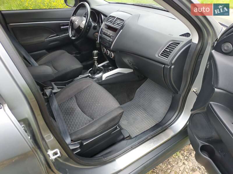 Позашляховик / Кросовер Mitsubishi ASX 2011 в Івано-Франківську