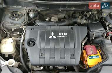 Внедорожник / Кроссовер Mitsubishi ASX 2011 в 