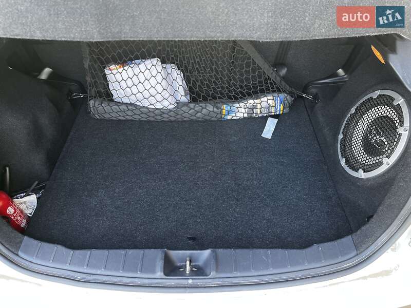 Внедорожник / Кроссовер Mitsubishi ASX 2011 в Новояворовске