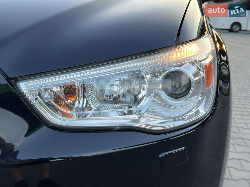 Позашляховик / Кросовер Mitsubishi ASX 2011 в Ковелі