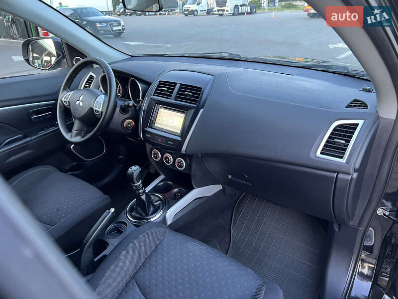 Позашляховик / Кросовер Mitsubishi ASX 2011 в Ковелі