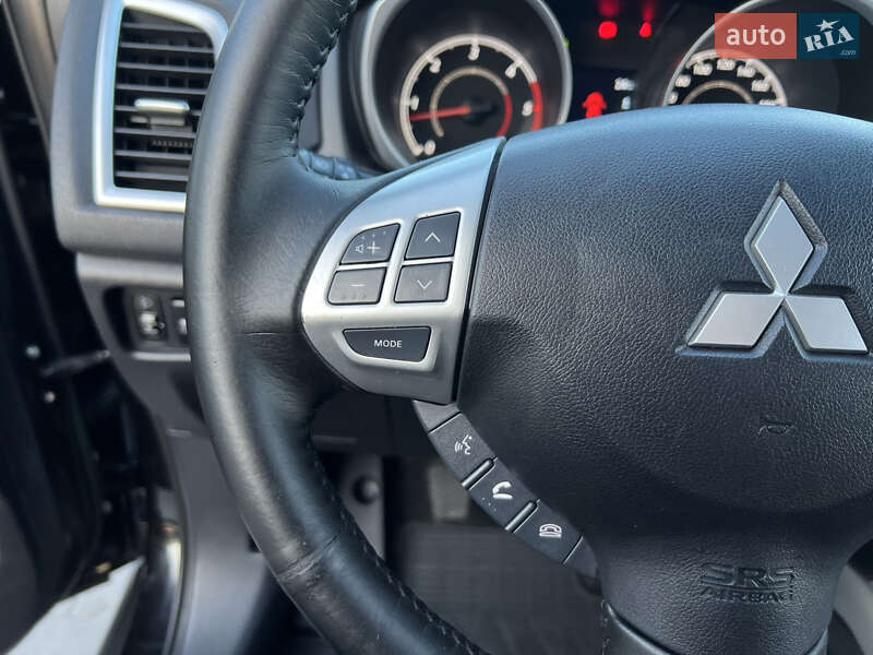 Позашляховик / Кросовер Mitsubishi ASX 2011 в Ковелі