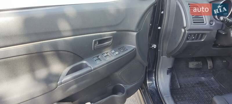 Внедорожник / Кроссовер Mitsubishi ASX 2012 в Киеве