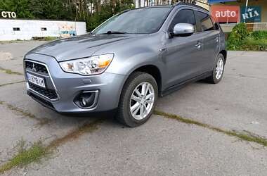 Внедорожник / Кроссовер Mitsubishi ASX 2013 в 