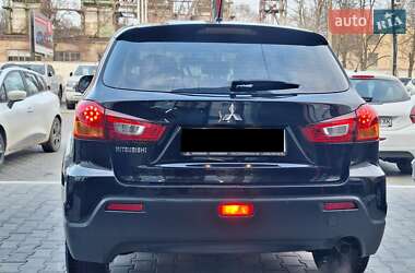 Внедорожник / Кроссовер Mitsubishi ASX 2012 в 