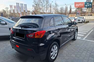 Внедорожник / Кроссовер Mitsubishi ASX 2012 в 