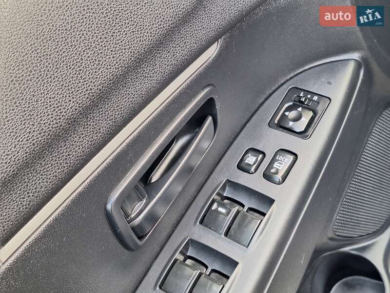 Внедорожник / Кроссовер Mitsubishi ASX 2012 в Одессе