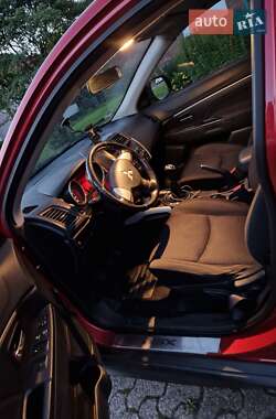 Внедорожник / Кроссовер Mitsubishi ASX 2011 в 