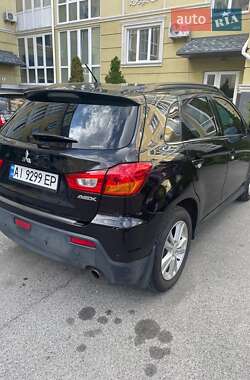Внедорожник / Кроссовер Mitsubishi ASX 2010 в 
