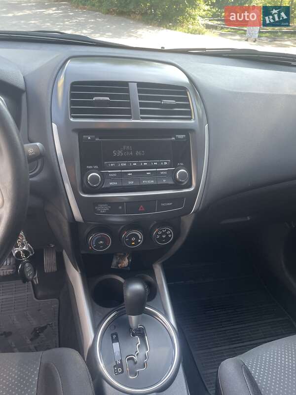 Внедорожник / Кроссовер Mitsubishi ASX 2013 в Днепре