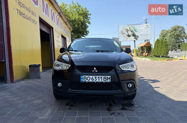 Внедорожник / Кроссовер Mitsubishi ASX 2011 в 