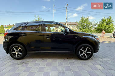 Внедорожник / Кроссовер Mitsubishi ASX 2011 в 