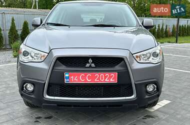 Внедорожник / Кроссовер Mitsubishi ASX 2013 в 