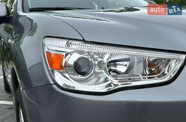 Внедорожник / Кроссовер Mitsubishi ASX 2013 в 
