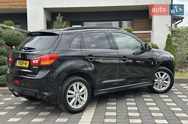Внедорожник / Кроссовер Mitsubishi ASX 2014 в 