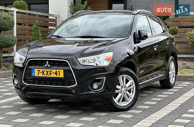 Внедорожник / Кроссовер Mitsubishi ASX 2014 в 