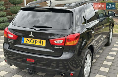 Внедорожник / Кроссовер Mitsubishi ASX 2014 в 