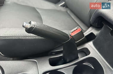 Внедорожник / Кроссовер Mitsubishi ASX 2014 в 