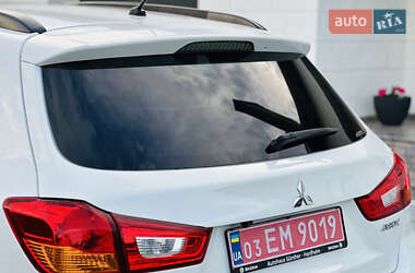 Внедорожник / Кроссовер Mitsubishi ASX 2014 в 