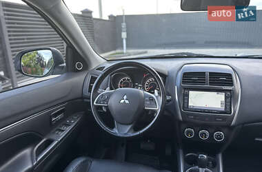 Внедорожник / Кроссовер Mitsubishi ASX 2014 в 